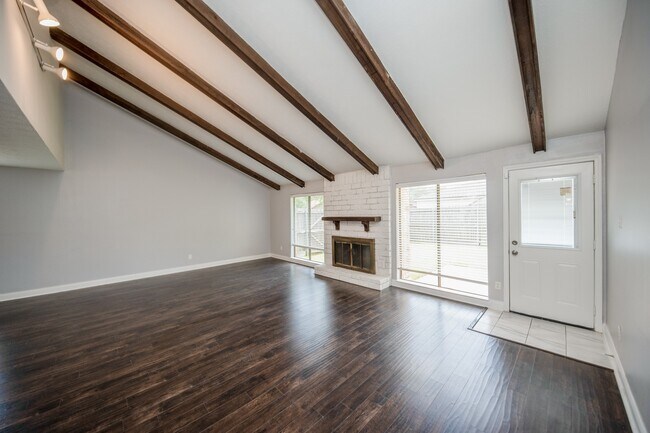 Photo - 2903 Pepperwood Dr
