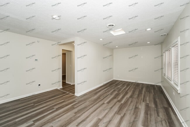 Photo - 2439 Frankford St