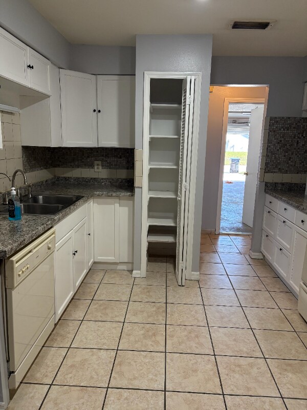 Photo - 4816 Miranda Cir