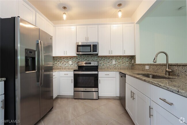 Building Photo - 14103 Pine Lodge Ln Rental