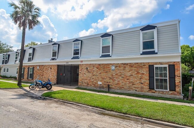 Photo - 1423 Hawthorne St Unit 15