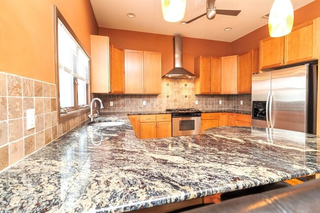 Photo - 770 6th St Unit #2