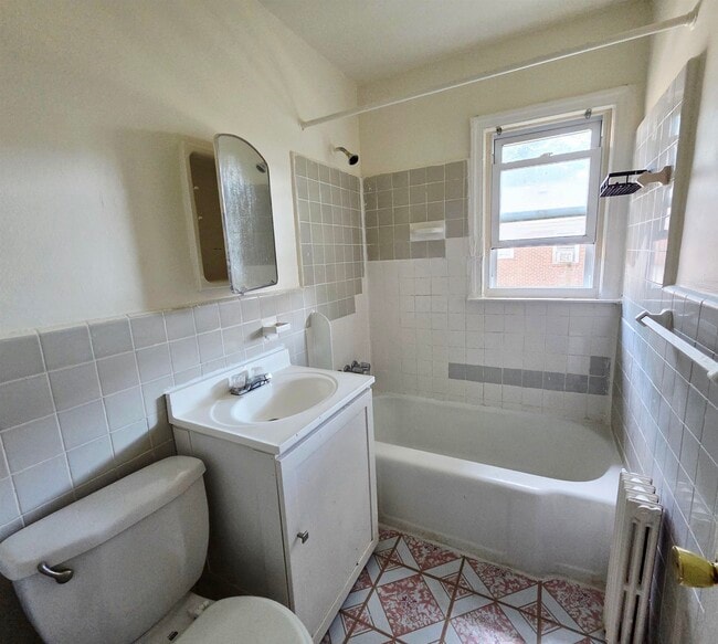 140 Van Houten Ave Unit 10B