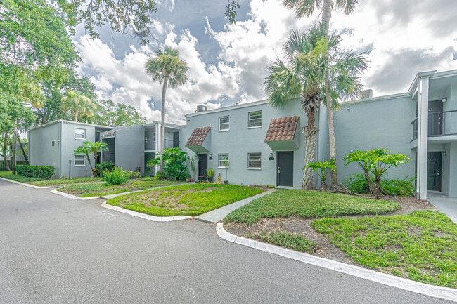 Photo - 2818 Somerset Park Dr