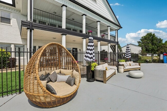 Photo - Lake Castleton Apartments