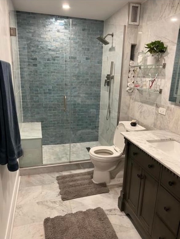 Photo - 345 N La Salle Dr