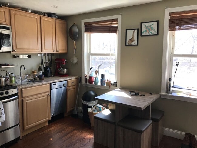 Photo - 735 Somerville Ave Unidad Apartment #1