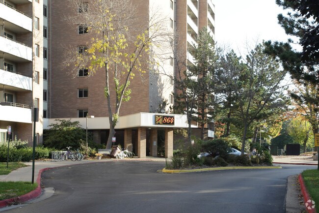 Photo - Bayview Tower Apartments
