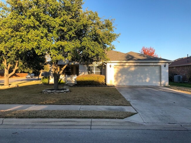 Building Photo - 2100 Mir Woods Dr