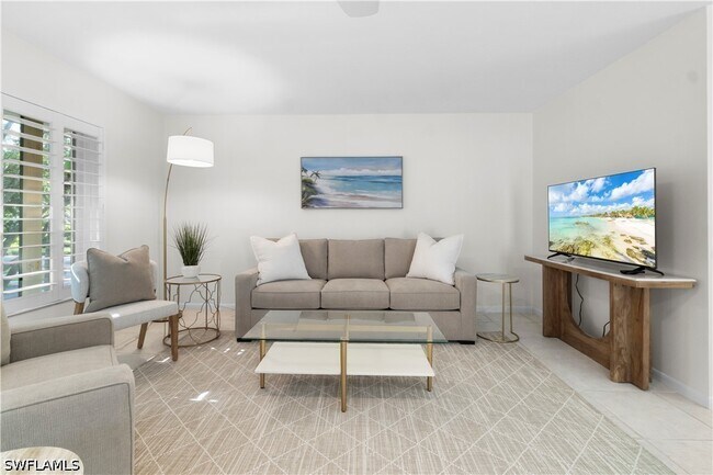 Photo - 290 4th St S Unidad 202
