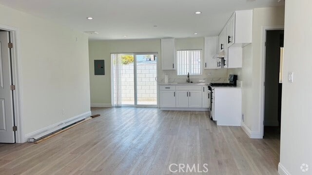 Building Photo - 425 Gladys Ave Rental