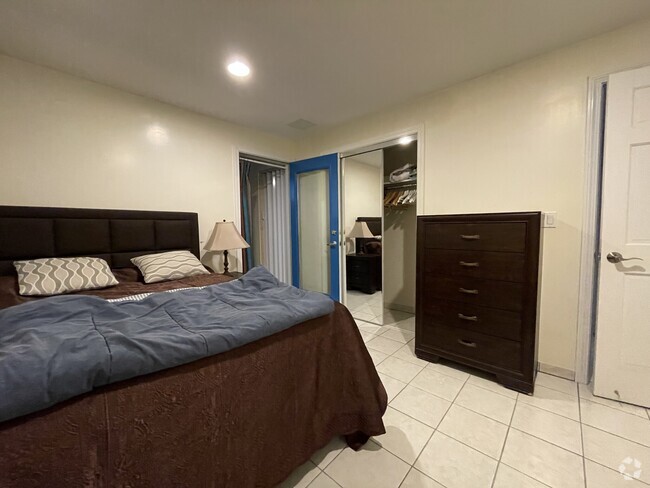 Building Photo - 56 Hobson St Unit Garden Suite Rental