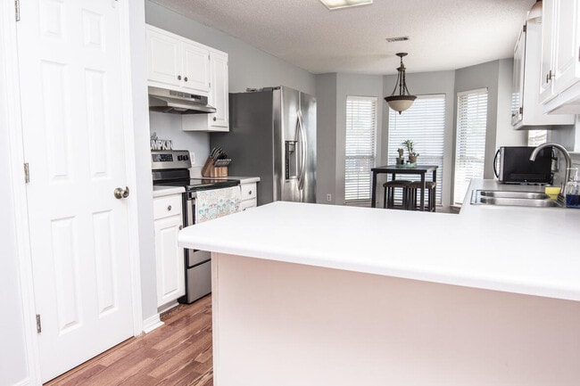 Photo - 2833 Atoka Trail