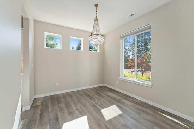 Photo - Beautiful Puyallup Corner Lot Home with Office, A/C, Formal Dining & Bonus Loft!