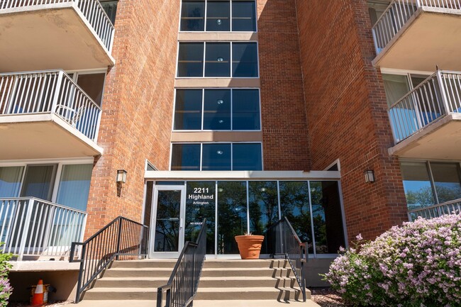 Photo - 2211 S Highland Ave Unit 4B