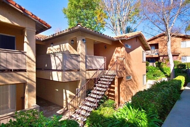 Building Photo - Elan Vista Alta Rental