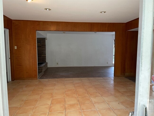 Photo - 5122 Jackwood St