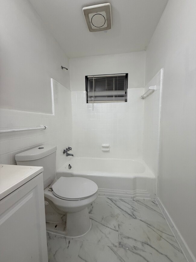 Photo - 3992 Ridgedale St