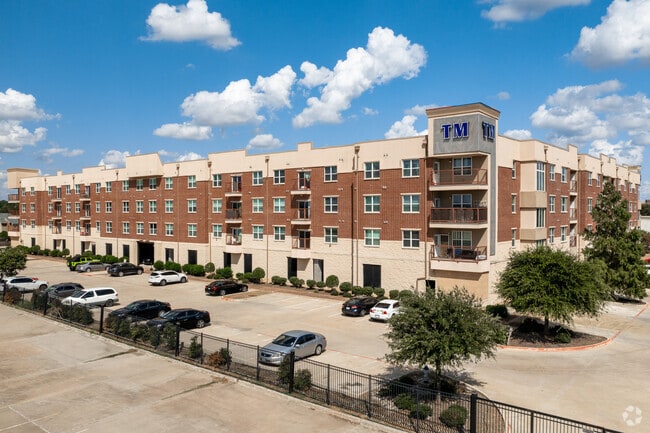 Photo - Trinity Mills Condominium