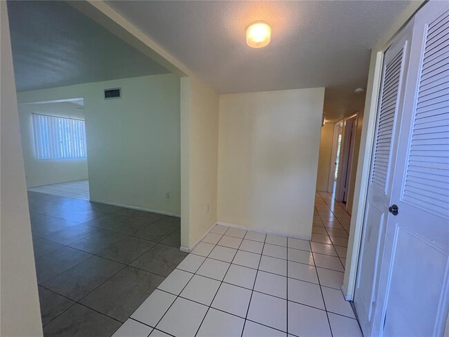 Photo - 167 Easton Dr NW