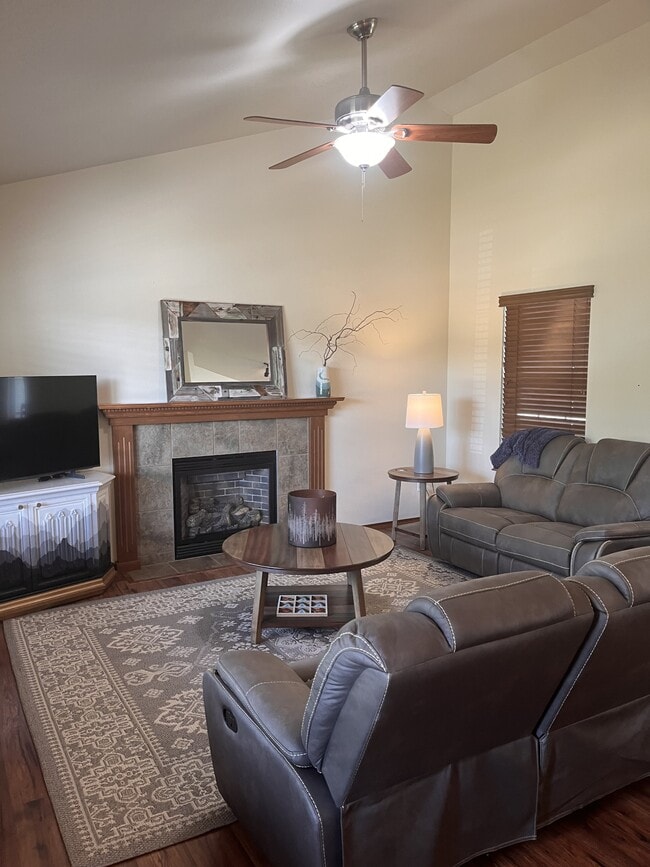 Photo - 2911 W Cranberry Ave