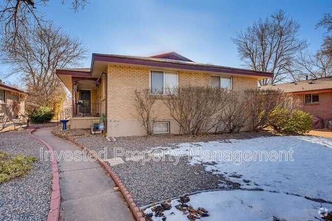 Building Photo - 1142 W Ida Ave Unit B Rental