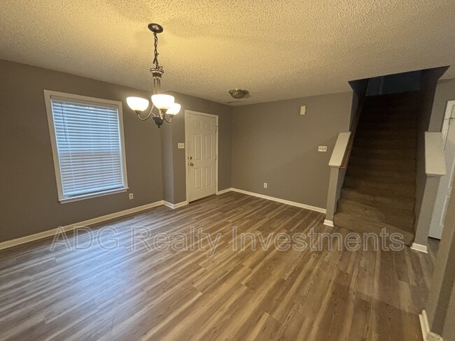 Photo - 1525 Morning Dove Way