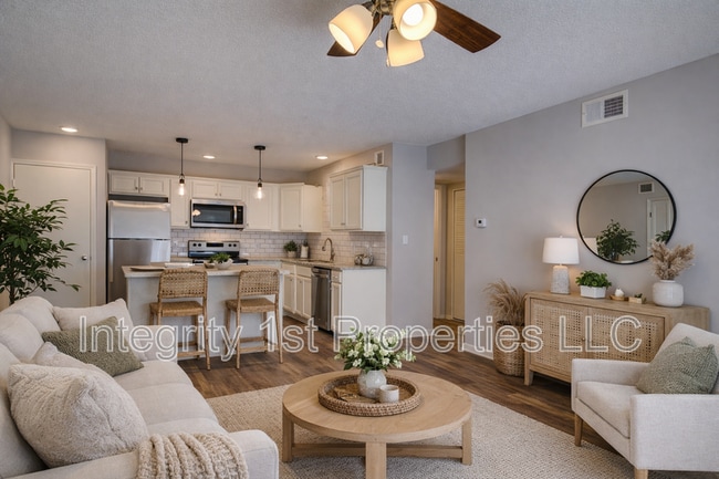 Photo - 2114 Swift St Unit #9