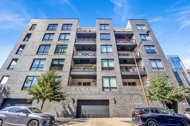Building Photo - 650 N Morgan St Unit 404