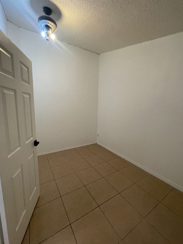 Photo - 5423 Andover Dr