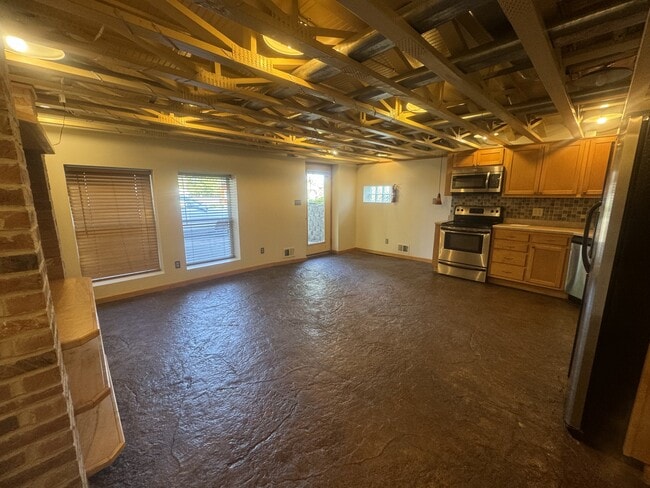 Photo - 1200 N Washington St