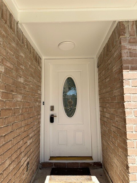 Building Photo - 1614 Tower Grove Ct