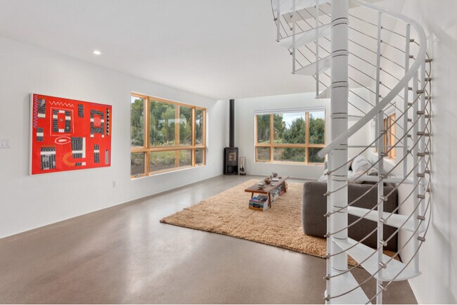 Photo - 1276 Sycamore Rd