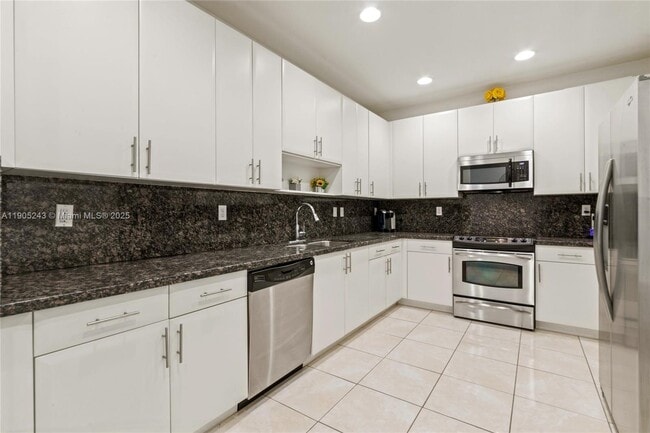 Photo - 482 SW 147th Ave Unidad 4615