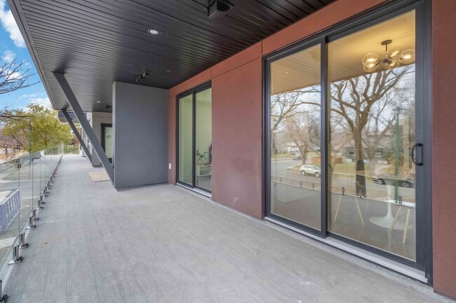 Photo - 1414 Main St Unit 102