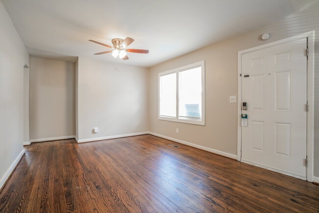 Photo - 1340 5th Pl NW