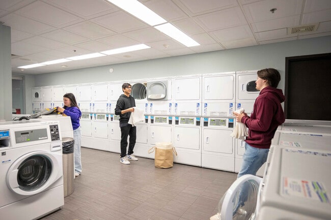 Laundry Room - King Street Towers - Student Living