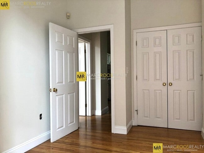 Photo - 678 Tremont St