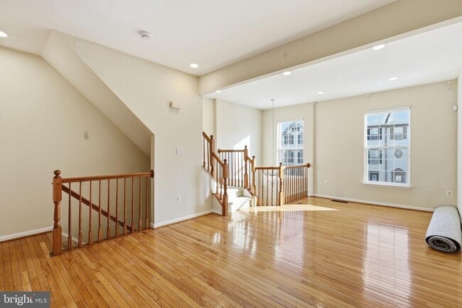 Photo - 12212 Densmore Ct