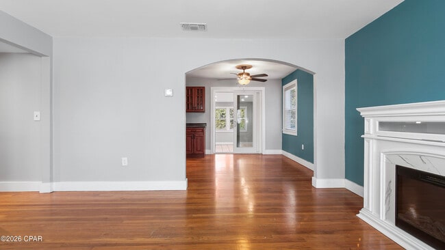 Photo - 1207 Buena Vista Blvd