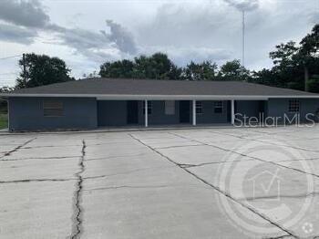 Building Photo - 907 Center Ave Rental