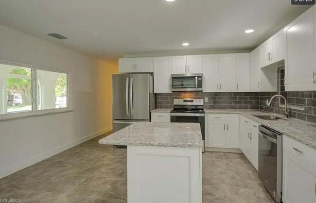 Photo - 2404 Fisher Ct