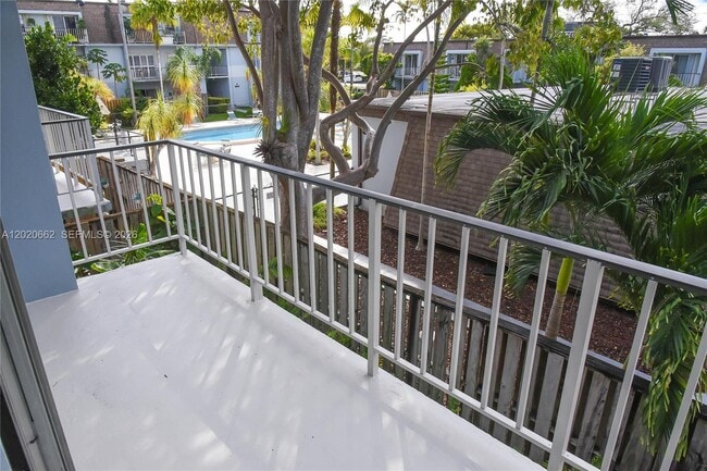Photo - 9611 SW 77th Ave Unidad 206A