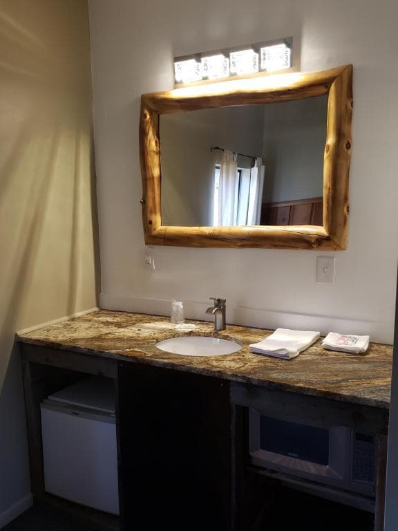 Photo - 23942 CO-119