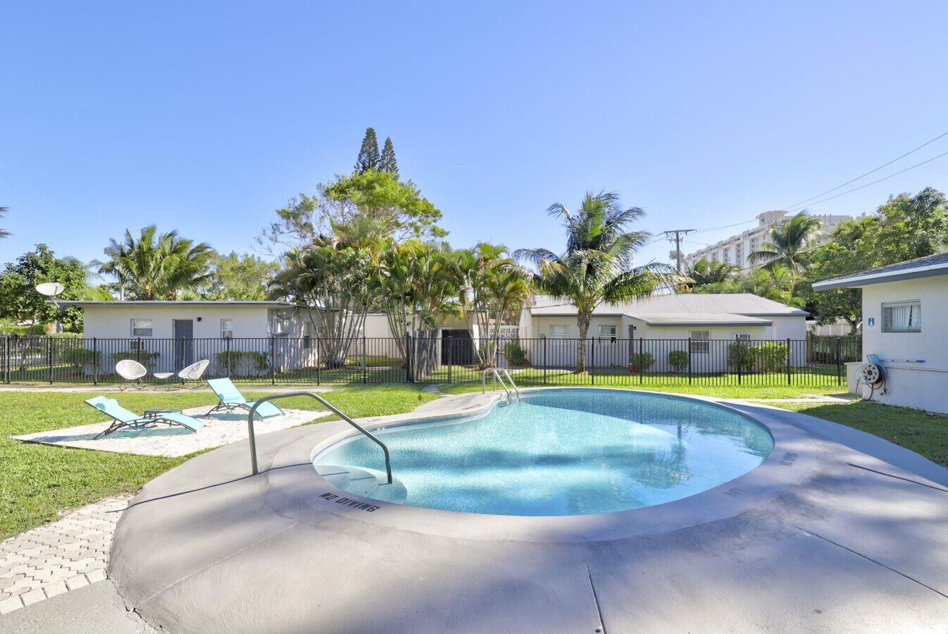 Photo - 741 Hibiscus Ave