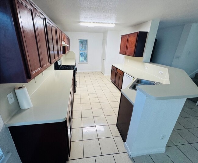 Building Photo - 13126 Bentcrest Ct Rental