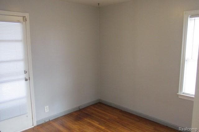 Photo - 932 Detroit Ave