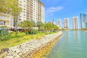 Photo - 400 Kings Point Dr Unit 307