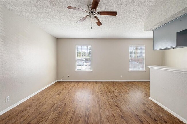 Photo - 6110 Wheless Cove Apartment Unit E