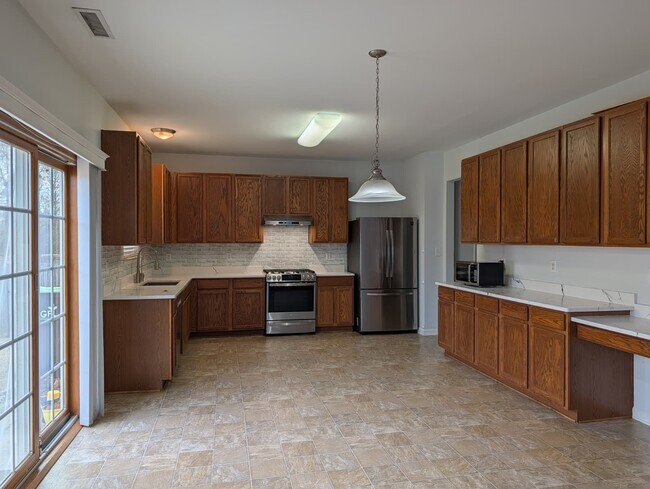 Photo - 172 Chandler Springs Dr